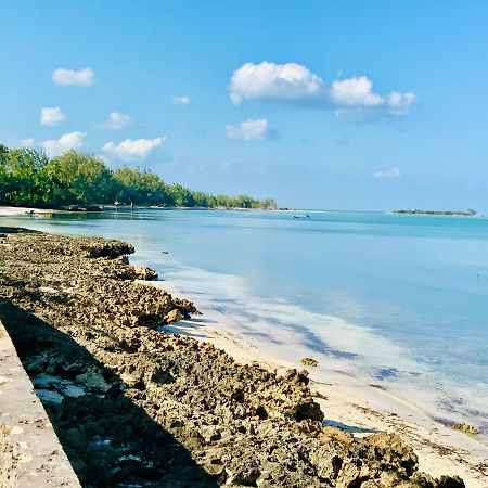 The Cay House Hotel Mangrove Cay Екстериор снимка